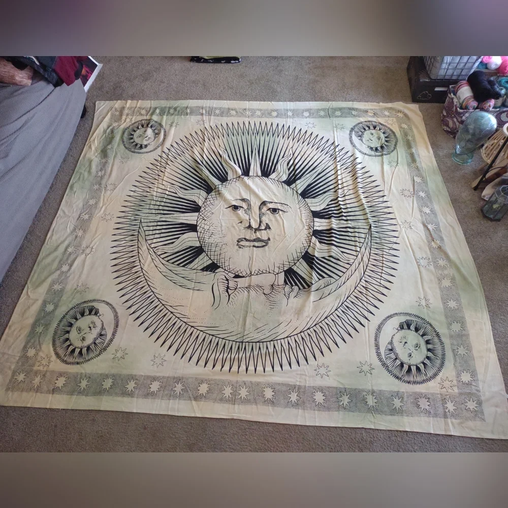 Celestial Tapestry Green & Yellow Dyed XL